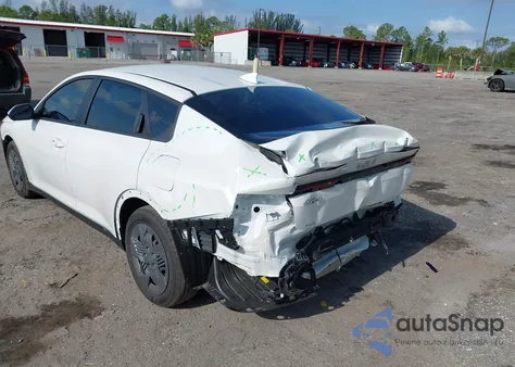 2025 Kia K4 Lx из США, поврежденный, VIN 3KPFT4DE1SE083270